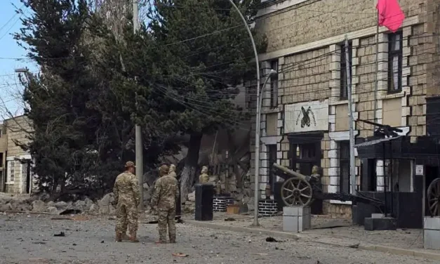 Explosión en Viacha: Defensa reporta 14 uniformados no localizados