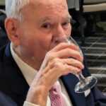 Sánchez de Lozada reaparece y llama a la unidad para enfrentar la crisis de Bolivia