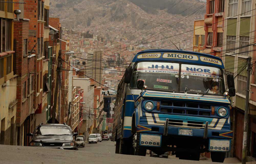 Ante el repliegue de choferes, Gobierno afirma que 80,3% del transporte no usa diésel