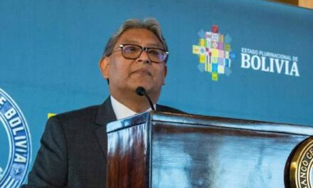 Expresidente del BCB Edwin Rojas obtiene detención domiciliaria