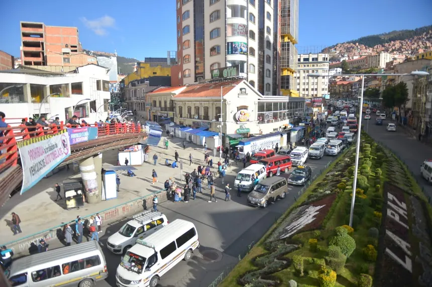 La Paz suspenderá el RUAT a vehículos vendidos sin cambio de propietario y con deudas tributarias