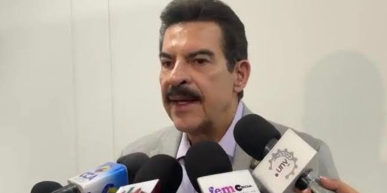 Manfred Reyes Villa plantea transferir recursos de la UPRE a alcaldías dentro del esquema 50/50