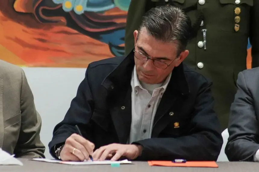 Paz promulga ley que habilita crédito de $us 1.900 millones con el FMI