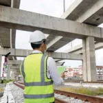 La construcción se contrae casi en un 30% por falta de inversión