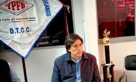 Zamora denuncia una presunta red interna que desvía combustibles desde YPFB y la ANH